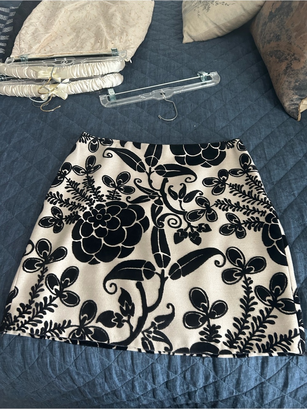 Black Floral-Print A-Line Mini Skirt